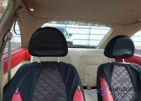 2000 Volkswagen New Beetle Gls Tdi z USA, uszkodzony, nr VIN 3VWCF21C9YM466984